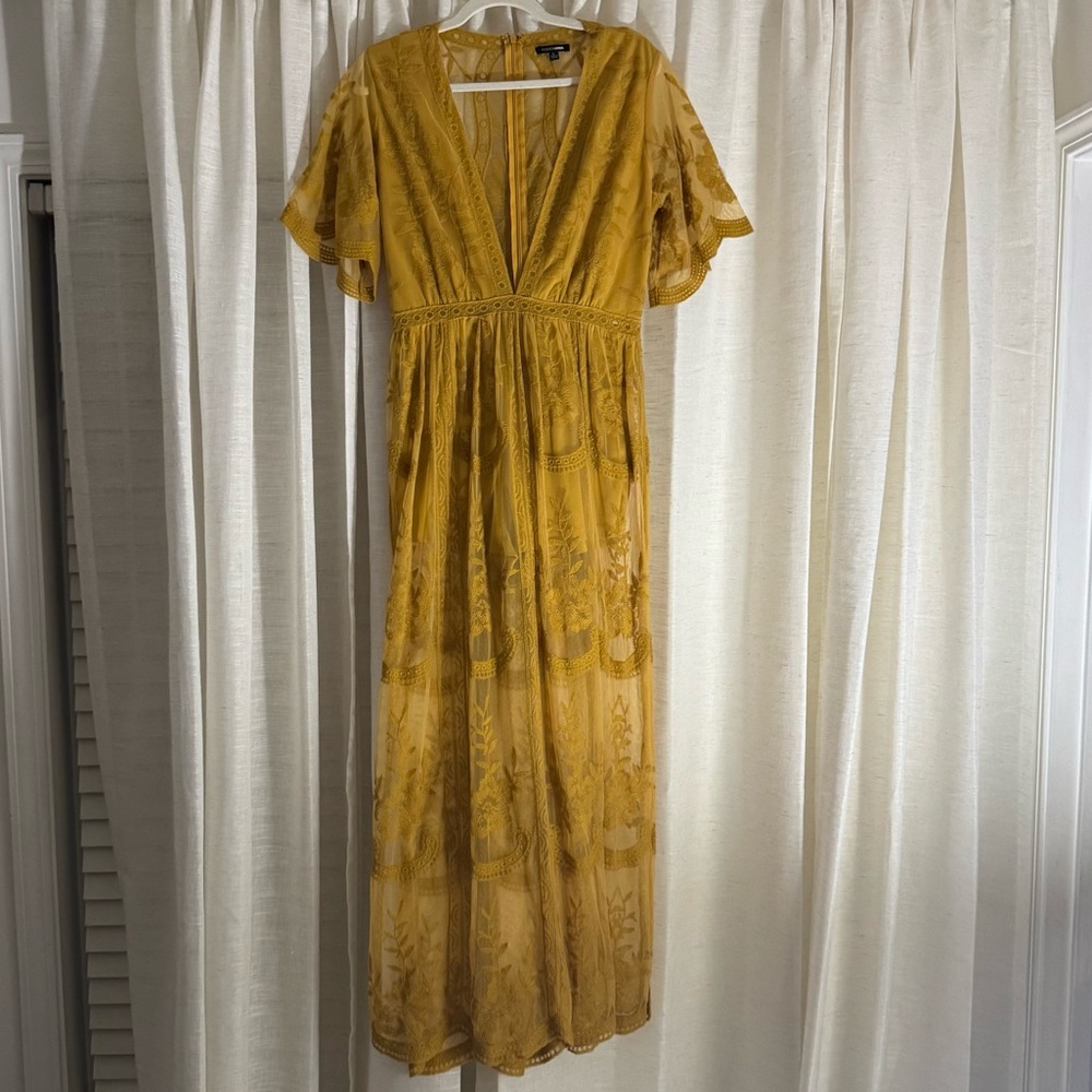 Yellow lace dress